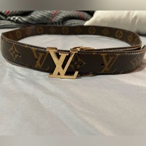 Louis Vuitton belt